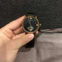 Часы «Cartier”, в Москве