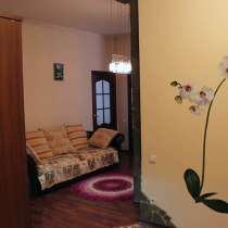 Сдается трехкомнатная квартира по адресу: ул. М. Калинина 61, в Казани