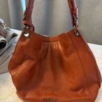 оригинальная  кожаная сумка Furla Goccia (Италия)., в Санкт-Петербурге
