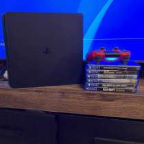 Продам Playstation 4, в Санкт-Петербурге