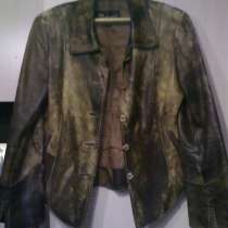 Куртка жен. кожаная р=р 46-48, в Туле