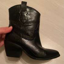 Ботильоны, казаки, женские 38 размер, в Москве