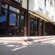 1-комнатная квартира угловая у моря 4 окна, в Сочи