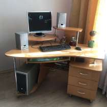 Компьютер + компьютерный стол, в Рославле