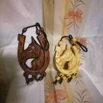 Художественная резьба по дереву. Часы настенные, в Горно-Алтайске