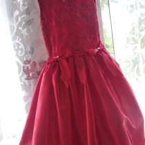 Платье, в г.Харьков