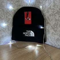 Зимние шапки Всё по 350 рублей. Шапки мужские и ж, в Самаре