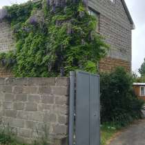 Продаю дом 400 м2 на участке площадью 10 сот, в Судаке