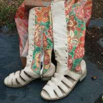 Сапоги, в г.Карагандинское