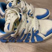 Кроссовки, в Зеленограде