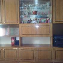 Лакированная стенка, в г.Уральск