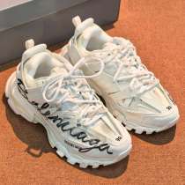 Кроссовки Balenciaga, в Москве