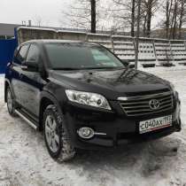 Продам автомобиль Toyota RAV4, в Москве