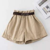 Шорты, в Великом Новгороде