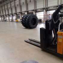 Muncitori la depozite de cauciucuri. Germania, в г.Кишинёв