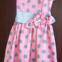 Продам платье в горохи рост 116-134 пр-во Польша, в г.Минск