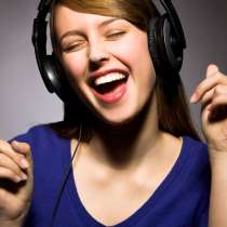 Репетитор по эстрадному вокалу, в г.Линц