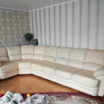 Диван кожаный, в Челябинске