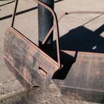 Задние двери на жигули 4- модель и чехол заднего моста, в Грозном