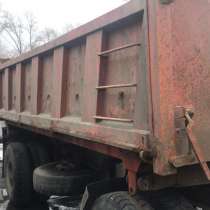 Продам самосвальный прицеп 2х сторонний разгруз 2015 г/в, в Кирове