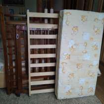 Продам кроватку детскую с матрасом, в Воронеже