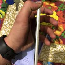 Продам IPhone SE 2020, в Сургуте