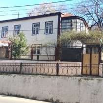 Продаётся 2-х этажный, блочный жилой дом в центре Туапсе, в Туапсе