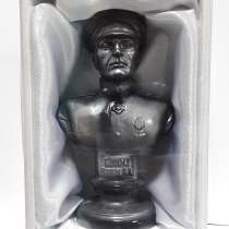 Колчак бюст, в Омске