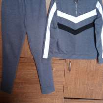 Спортивный женский костюм 42-44р, в Нижнем Новгороде