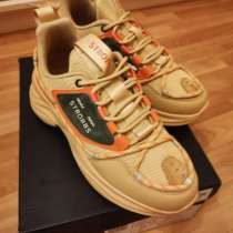 Женские кроссовки STROBBS, 39/40, в Москве