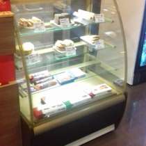 Витринные холодильники для кондитерских изделий, для мясных, в г.Ташкент