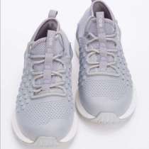 Женские кроссовки, в Москве