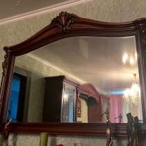 Большое настенное зеркало, в Калининграде