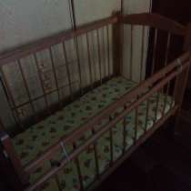 Продам коляску и кроватку с матрасом за 5000 р, в Серове