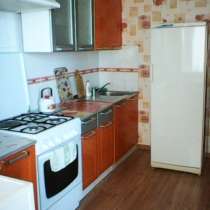 На длительный срок 2-комнатная в 14 мкр с видом на море, в г.Актау