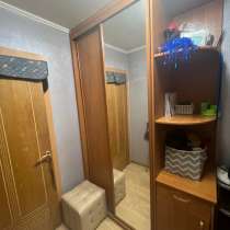 Шкаф купе встроенный , размер 1,5, в Москве