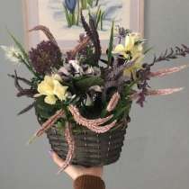 Корзина цветов, в Москве
