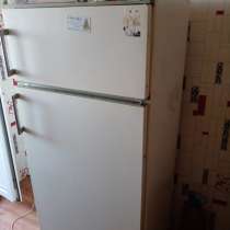 Холодильник б у, морозит отлично, в Оренбурге