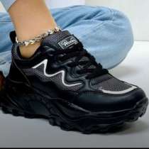 Кроссовки 38, 39 р, в г.Могилёв