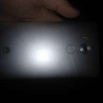 Продается телефон huawei mate 8, в г.Караганда
