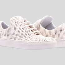 Продам Светло-бежевые кроссовки The Last Conspiracy, в Москве