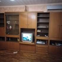 Продам мебельную стенку, в г.Торез