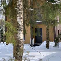 Дом в лесу для семейного отдыха, в Москве