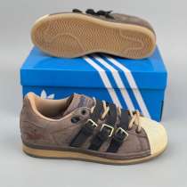 Adidas superstar rabbit hole, в Москве