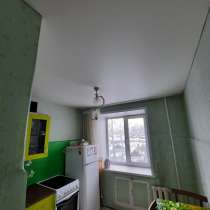 Продам 1 квартиру. Ул. Кустарная, 22а. Окна пластиковые, в Прокопьевске
