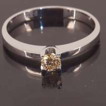 Кольцо с оранжево-желтым сертифицированным бриллиантом, в Москве