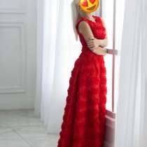 Красивое платье в пол, в Москве