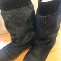 Продам унты женские из меха нерки 41 размер, в Черногорске