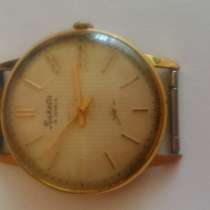 Позолоченные часы ракета 1967 года, в Хабаровске