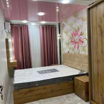 Продам по улице мукими. Двух комнатная. Балкон 2*6, в г.Ташкент